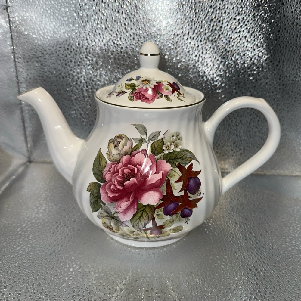 Arthur Wood & Son Staffordshire England 6424 Teapot with Pink and Purple Flowers